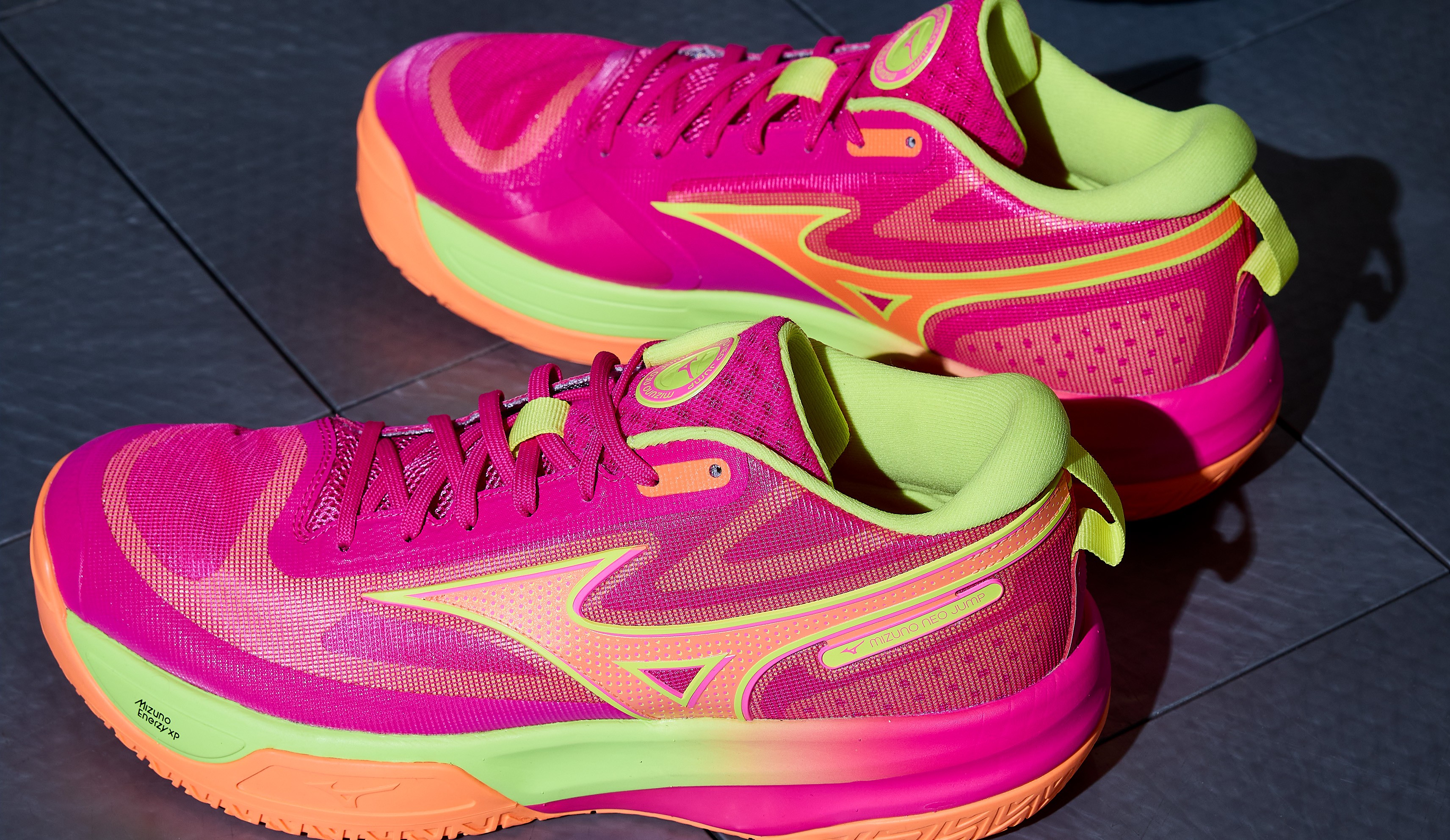 Mizuno Blazing Flair Pack